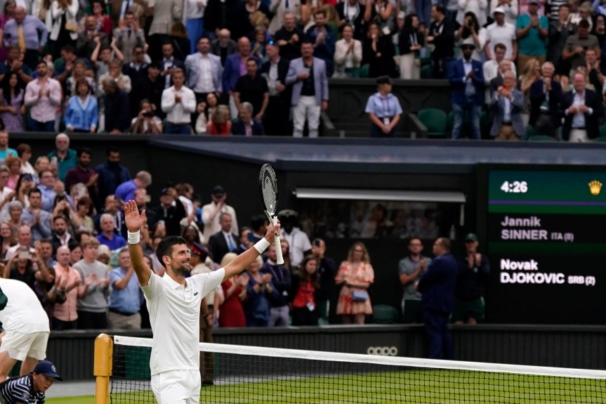 Collision at the Tharling Wimbledon Final from Novak Djokovic and Carlos Alcaras